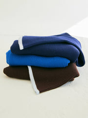 SLIM FLARE TURTLE KNIT