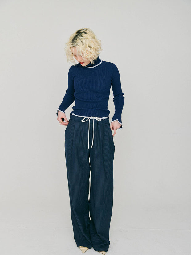 SLIM FLARE TURTLE KNIT