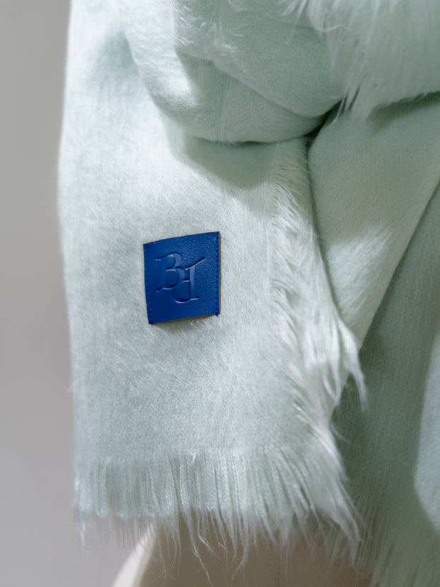 FLUFFY SHAGGY MUFFLER