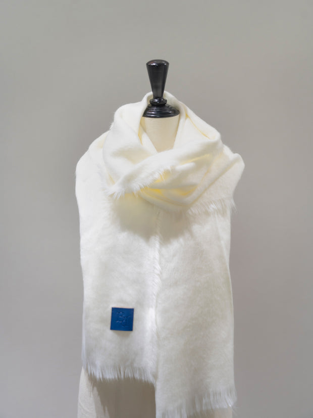 FLUFFY SHAGGY MUFFLER